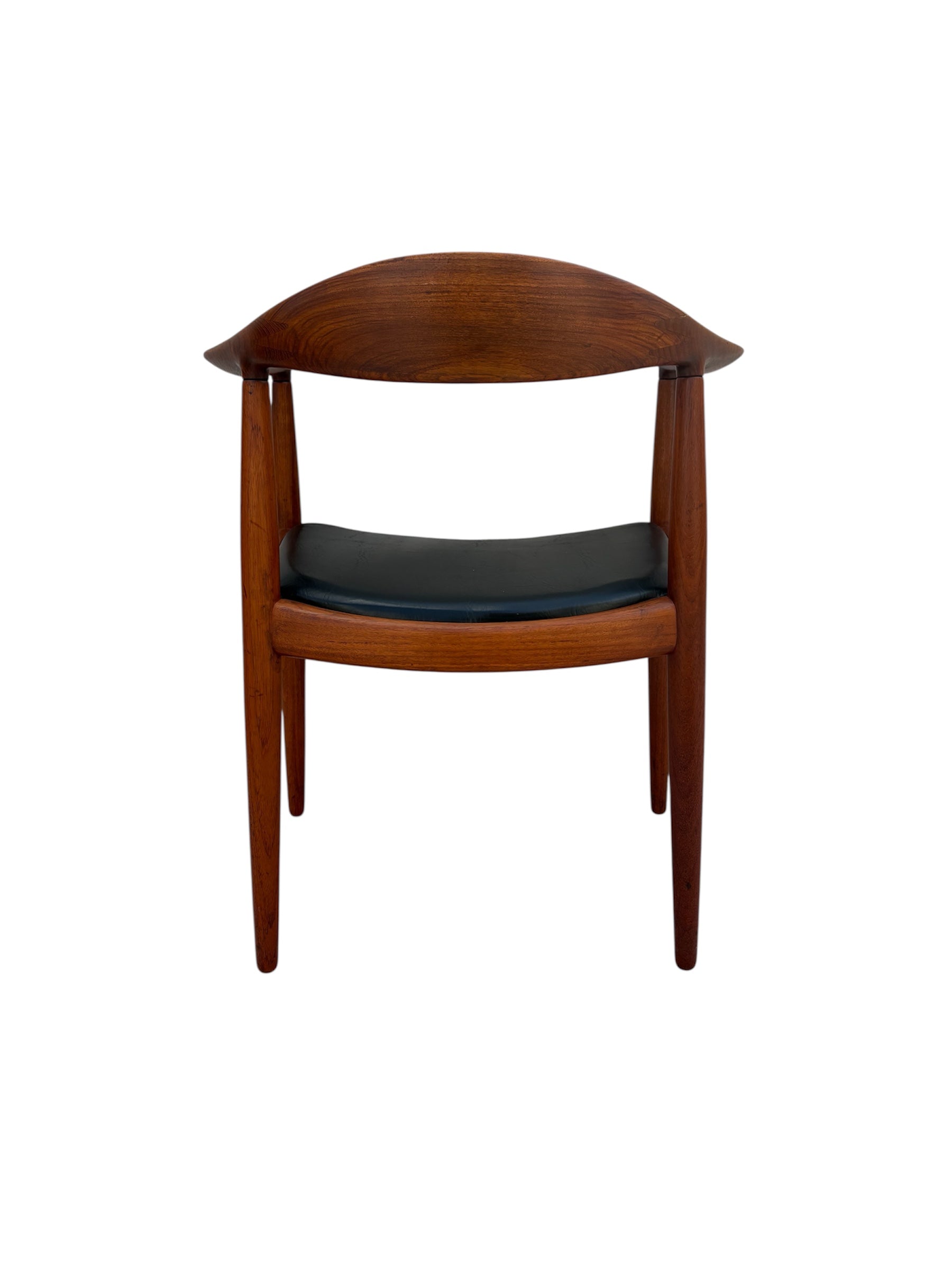 Hans Wegner “Round Chair” By: Johannes Hansen