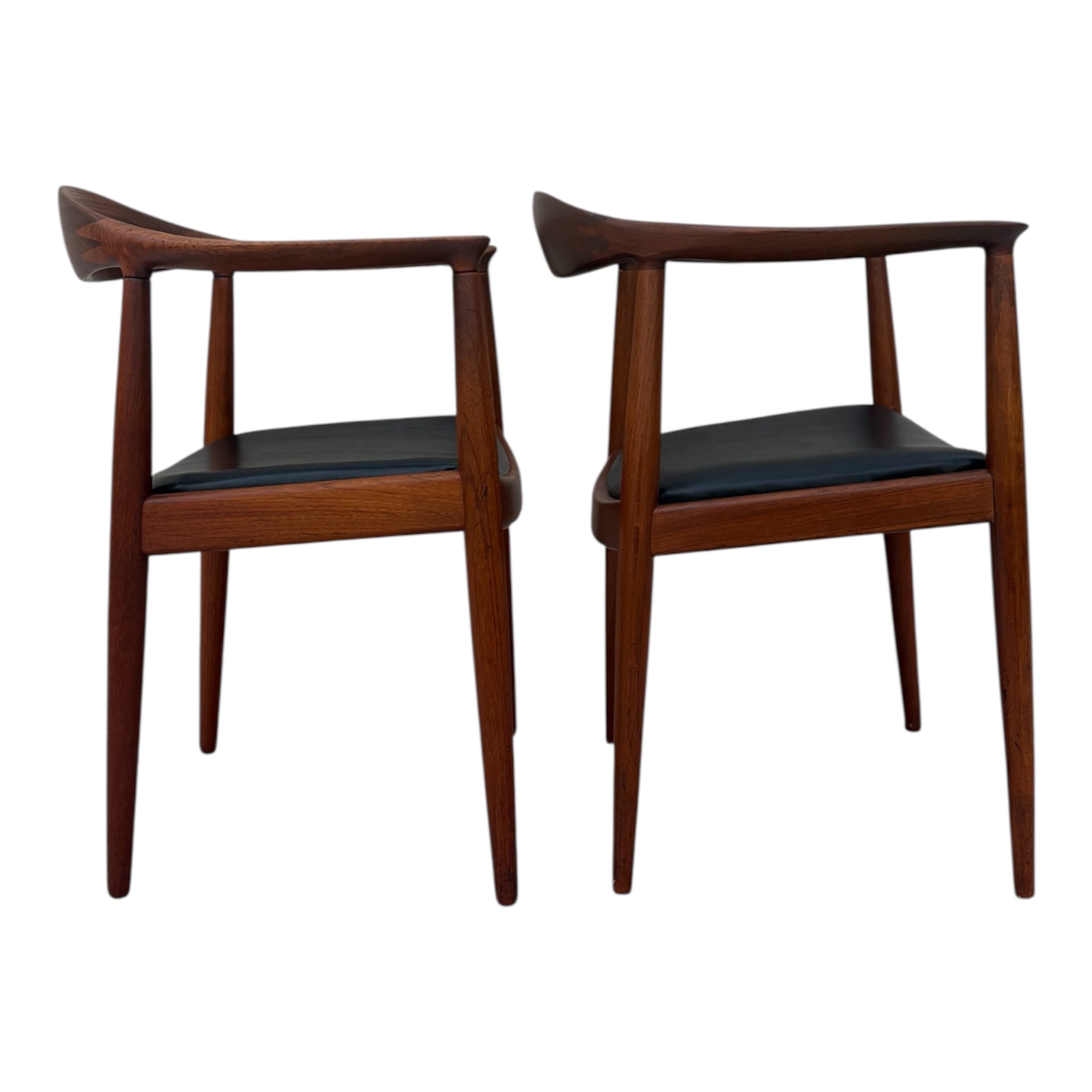 Hans Wegner “The Chair” Set by Johannes Hansen