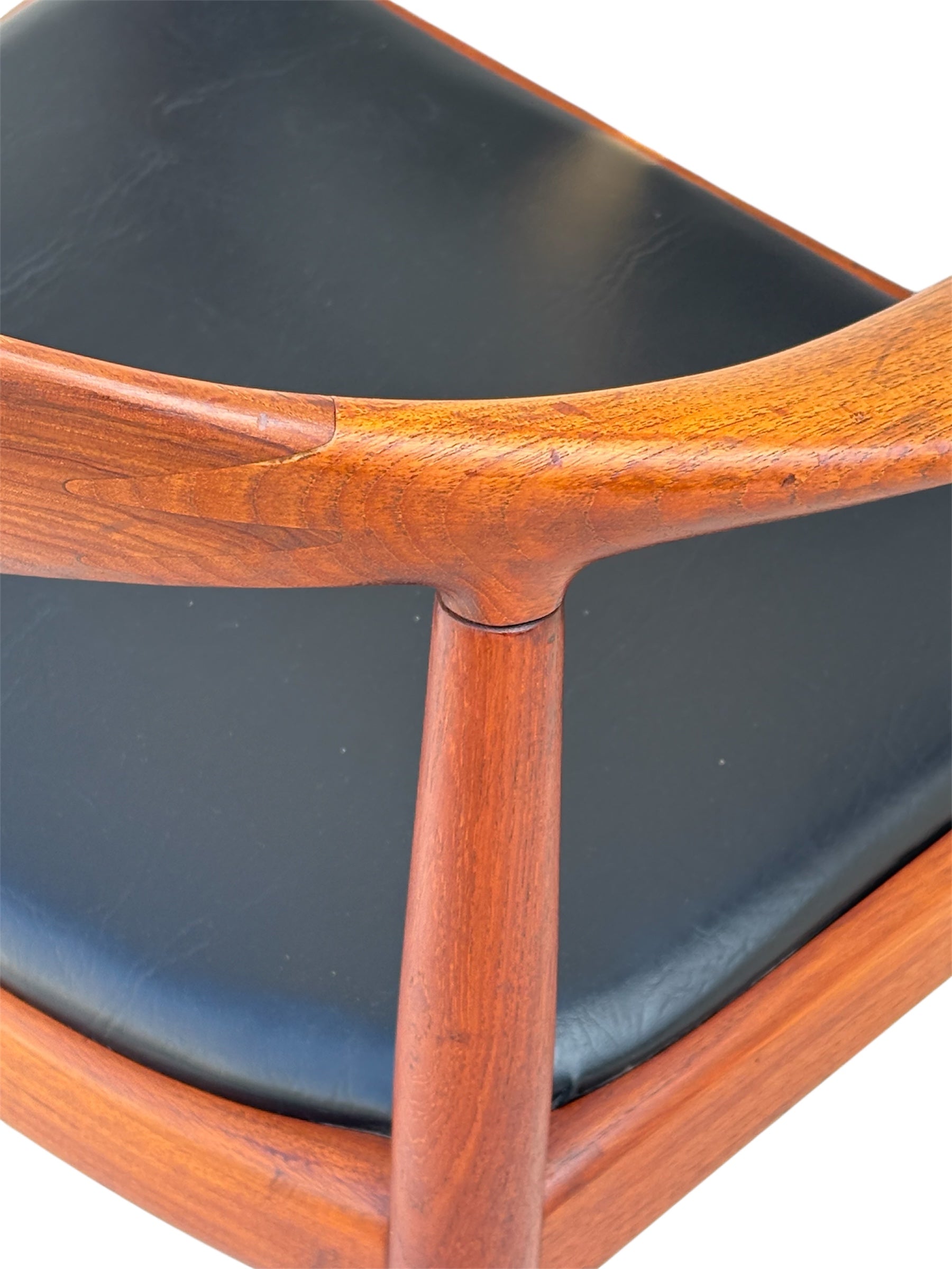 Hans Wegner “Round Chair” By: Johannes Hansen