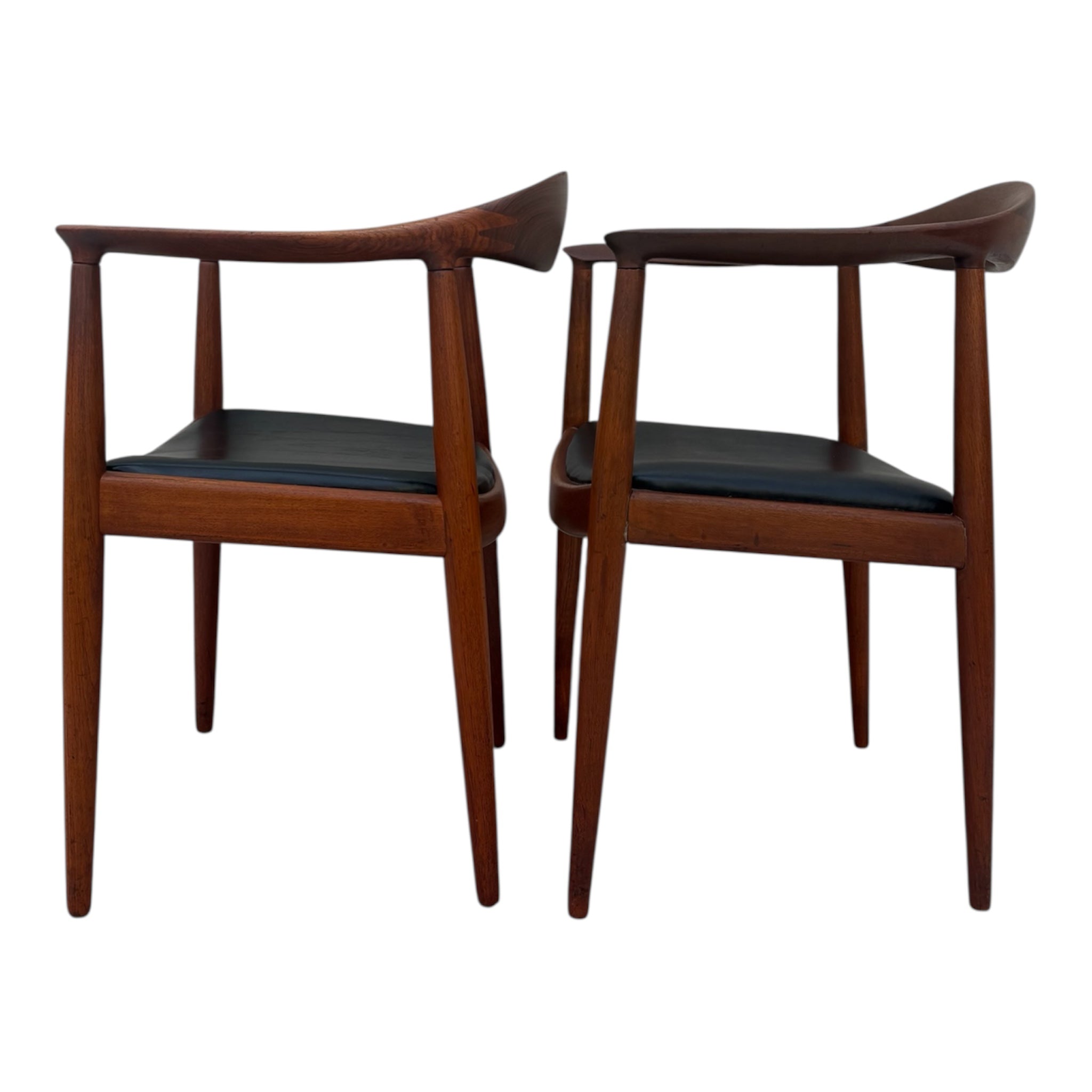 Hans Wegner “The Chair” Set by Johannes Hansen
